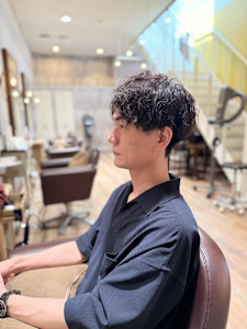 丸いシルエットのパーマスタイル【ARCH片山】