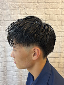 【クセの無い髪に"自然なクセ"を】