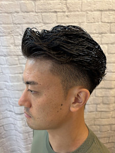 【クセの無い髪に"自然なクセ"を】 - 銀座マツナガ 新宿パークタワー店掲載