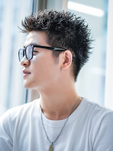 アップバング メンズショート 束感 ツイストピンパーマ - Men's salon SEPT. 博多掲載