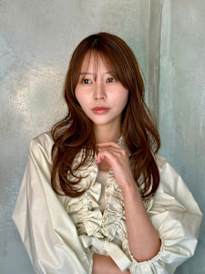 池袋 イルミナカラー レイヤー シナモンベージュ♪