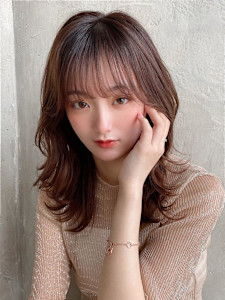 2wayバングでイメチェン顔まわりレイヤーのくびれヘアが人気 - AFLOAT/L 錦糸町【アフロートエル】掲載