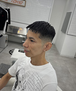 クロップ - DAMDEE TOKYO 心斎橋掲載