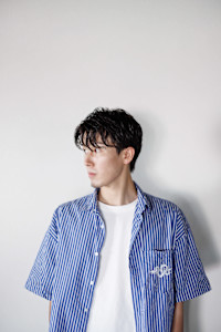 センターパートニュアンスパーマ