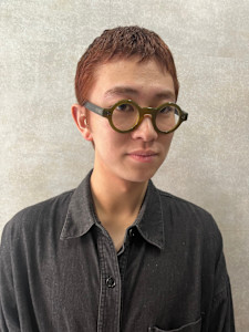 ショートカット＋レッドブラウンカラー