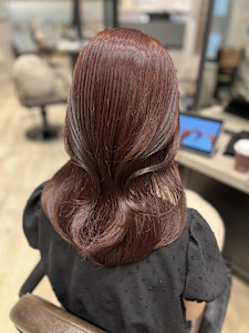 Mako ピンクブラウン ブリーチなし 透明感 暖色 - Euphoria 銀座本店 Smart Salon【ユーフォリア】掲載