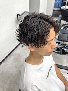 【メンズ人気No.1】洒落感◎波巻きパーマスタイル - CØDE by KENJE掲載