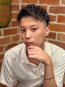 ツーブロアップバング - ヒロ銀座バーバーショップ大阪本店掲載