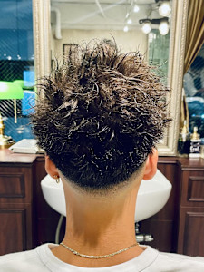 【20代 男性】ロンドンツイスパフェード（大宮/バーバー） - Graceful Barber London掲載