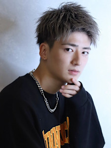 メンズショート　ハイトーン　メンズカット　アップバング