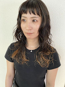 レイヤーカット/スパイラルパーマ - ungu GALLERY掲載