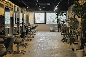 men's salon NOA solte. 名古屋 栄(メンズサロンノアソルテナゴヤサカエ)