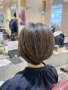 プリンが気にならないバレイライトカラー - EMU international 春日部本店掲載