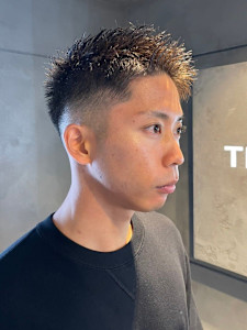 刈り上げ アップバング フェード スパイキーショート【札幌】 - THIS IS BARBER掲載