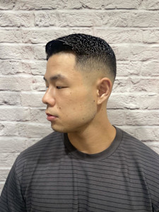 スキンフェード七三サイドパート