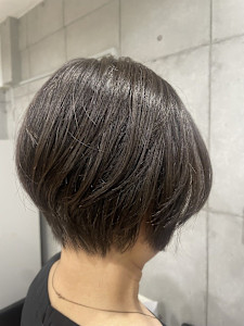 レディースくびれショート - newi 池袋掲載