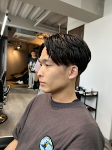 神田脩弥/センターパート/刈り上げ/大宮 - Vii men掲載