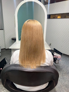 ハイトーンだけどエアストでサラサラに！ - Bulansis Hair掲載