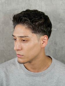 ツーブロックアップバング - HIRO GINZA BARBER SHOP 横浜掲載