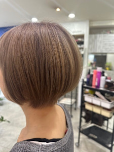 絶壁解消！丸みショートボブ - zilch hair掲載