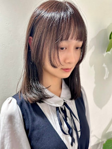 ミディアムレイヤーカット - CIERA. 南船場掲載