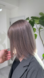 CIERA.ナチュラル外ボブ×シルバーアッシュ - CIERA. 南船場掲載