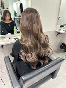 ラフウェーブバレイヤージュ アッシュブラック グレージュカラ - CIERA. 南船場掲載