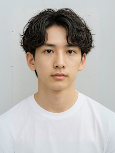 ツイストスパイラルパーマ センターパート 刈り上げ 20代 - CAPA  central 天神・大名店掲載