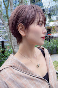 バイオレッドブラウンカラー/大人のコンパクトレイヤー - TEAR AVEDA掲載