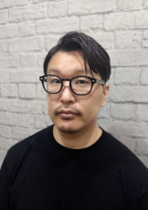 ツーブロックナチュラルサイドパート - グレイスフルバーバー プラチナム掲載