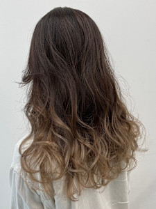 グラデーション - Flora by siesta掲載