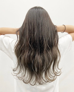 グラデーションカラー - Flora by siesta掲載