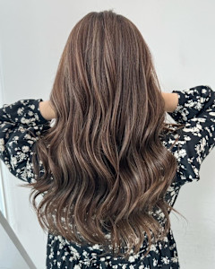 ミルクティーグレージュ - Flora by siesta掲載