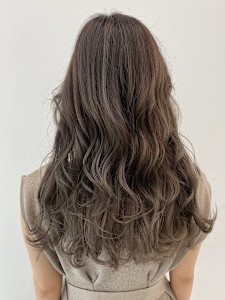 ベージュグラデーション - Flora by siesta掲載