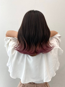 裾カラー - Flora by siesta掲載