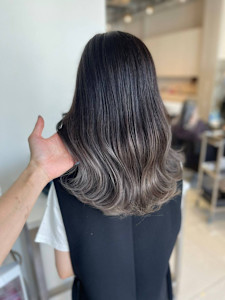 グレーグラデーション - Flora by siesta掲載