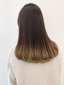 ブロンディグラデーション - Flora by siesta掲載