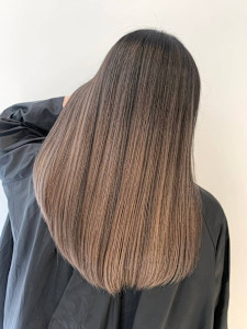 エアタッチバレイヤージュ - Flora by siesta掲載