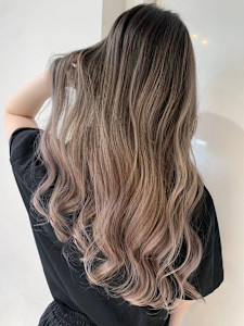 バレイヤージュカラー - Flora by siesta掲載