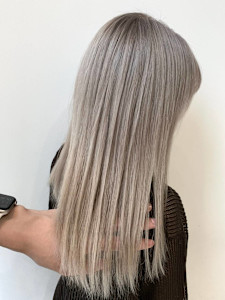 ホワイトベージュ - Flora by siesta掲載