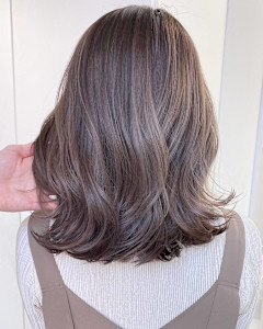 ミルクティーベージュ - Flora by siesta掲載