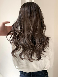 うる艶ベージュ - Flora by siesta掲載