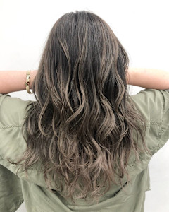 カーキーバレイヤージュ - Flora by siesta掲載