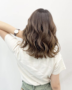 アッシュベージュ - Flora by siesta掲載