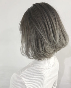 グレーカラー☆立体感ボブ☆ - Flora by siesta掲載