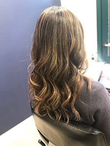 ロングハイライトヘアー