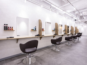 美容室 FINE 小岩店【ファイン】(ビヨウシツ ファイン コイワテン)