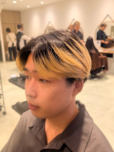 自然な動きで作るセンターパートヘア【三軒茶屋】 - HAIR & MAKE EARTH 三軒茶屋店掲載