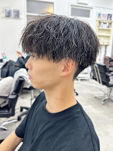 短すぎず長すぎないマッシュ - ao. 渋谷/表参道 ダブルカラー・ハイトーン・髪質改善【アオ】掲載