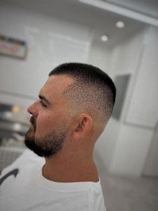 バズフェード - DAMDEE TOKYO 心斎橋掲載